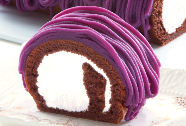 Red sweet potato roll