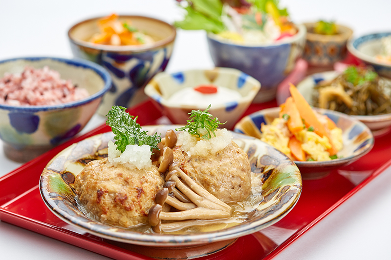 手工炖豆腐汉堡（日式蘑菇酱）