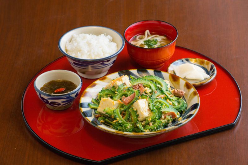 ゴーヤーちゃんぷるー定食